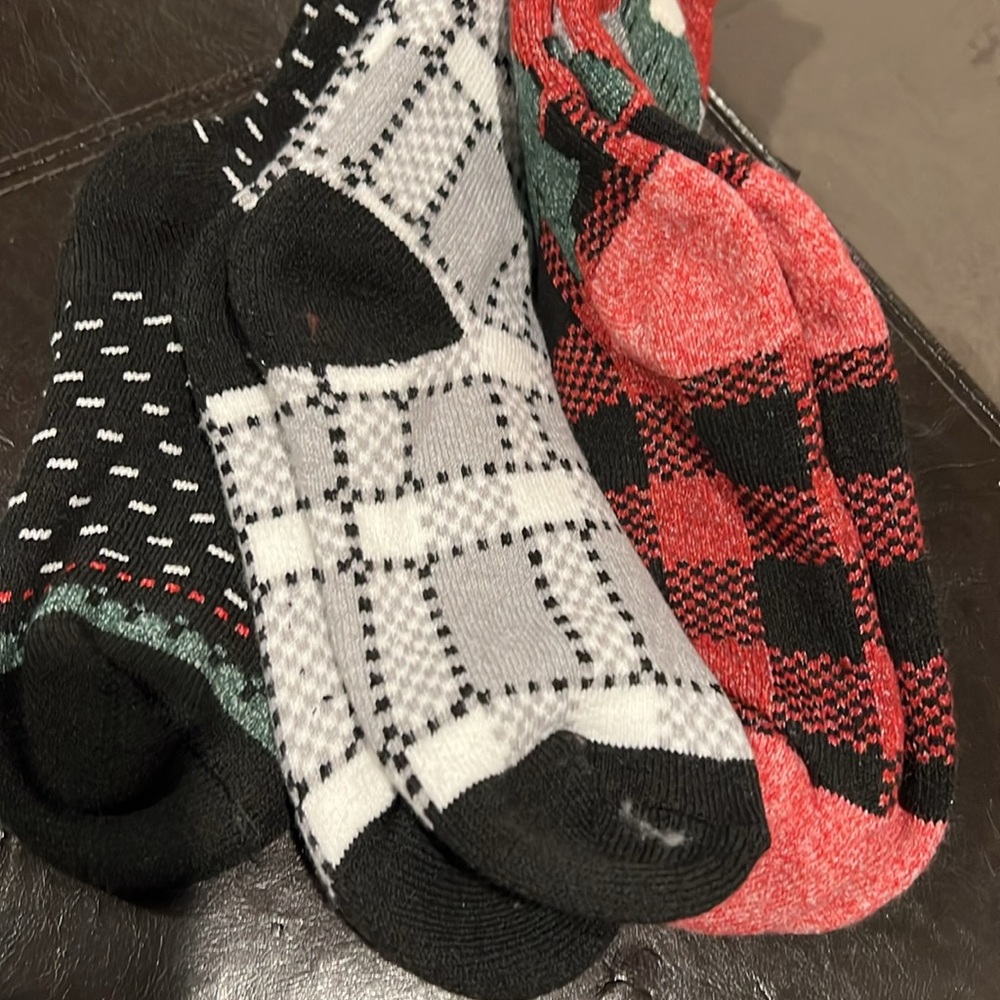 New Set of 3 pairs Cuddl Duds Holiday Lounge Socks 🧦 - Picture 11 of 12